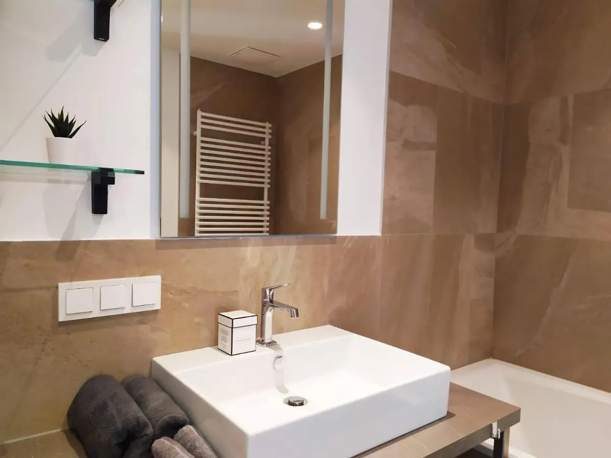 Deluxe Parkapartment Vienna City Center - Free Parking! 아파트