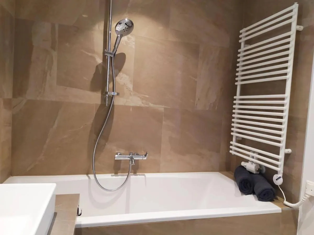 Deluxe Parkapartment Vienna City Center - Free Parking!