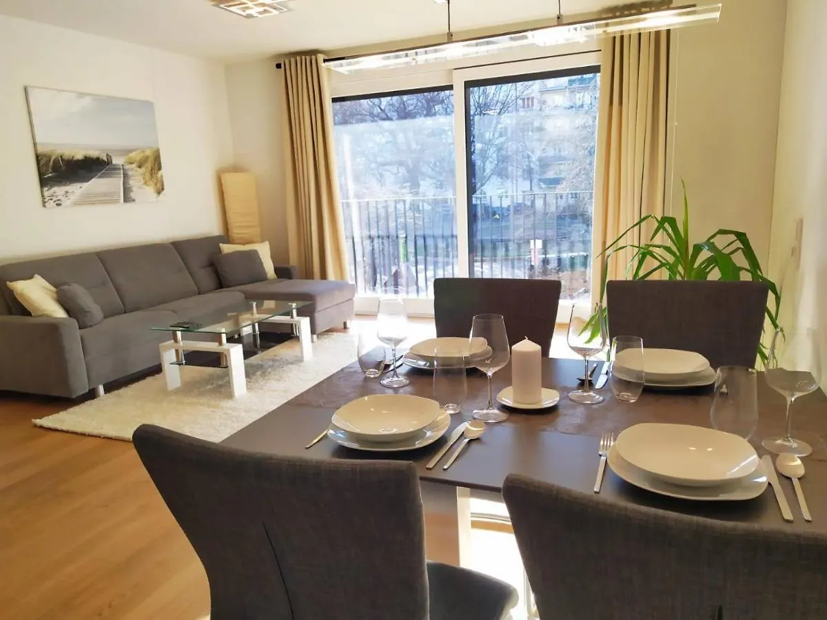 Deluxe Parkapartment Vienna City Center - Free Parking! Apartment